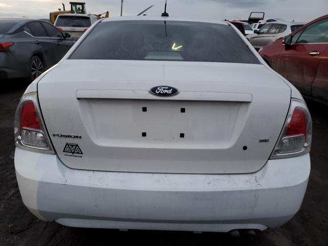 3FAHP07Z39R205107 - 2009 FORD FUSION SE WHITE photo 6