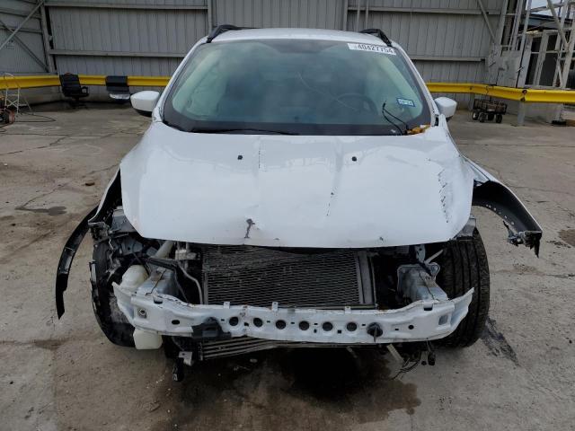 1FMCU0GX3EUD16721 - 2014 FORD ESCAPE SE WHITE photo 5