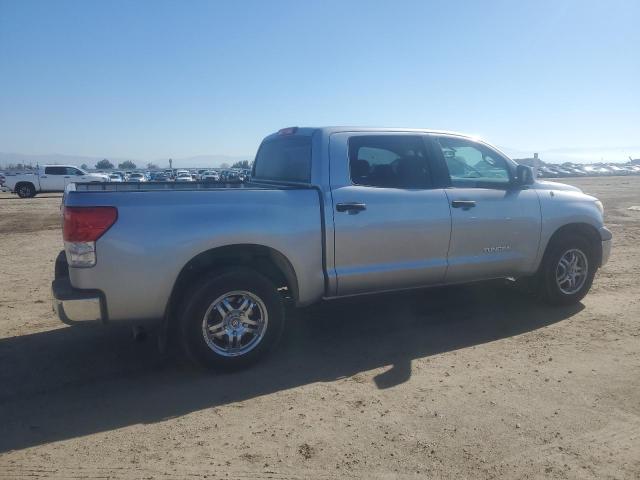 5TFEM5F11CX042115 - 2012 TOYOTA TUNDRA CRE GRAY photo 3