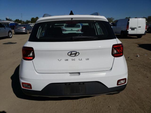 KMHRC8A31LU025536 - 2020 HYUNDAI VENUE SEL WHITE photo 6