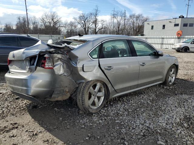 1VWBH7A31CC030577 - 2012 VOLKSWAGEN PASSAT SE SILVER photo 3