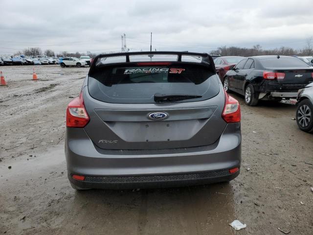 1FAHP3K25CL360193 - 2012 FORD FOCUS SE GRAY photo 6