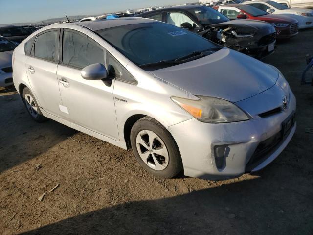 JTDKN3DU4E0357939 - 2014 TOYOTA PRIUS SILVER photo 4