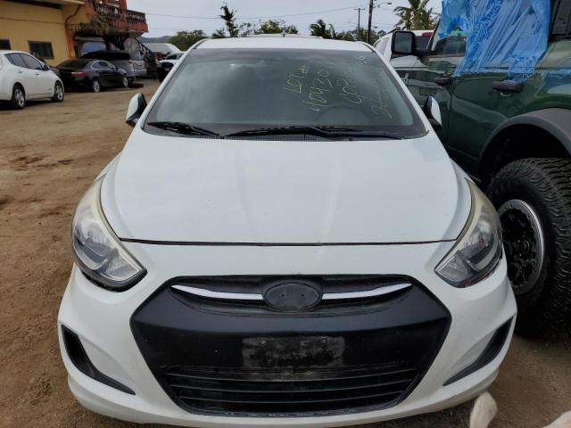 KMHCT4AE3FU852507 - 2015 HYUNDAI ACCENT GLS WHITE photo 5