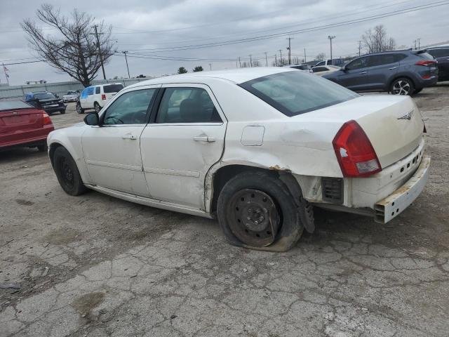 2C3KA43R06H376665 - 2006 CHRYSLER 300 WHITE photo 2