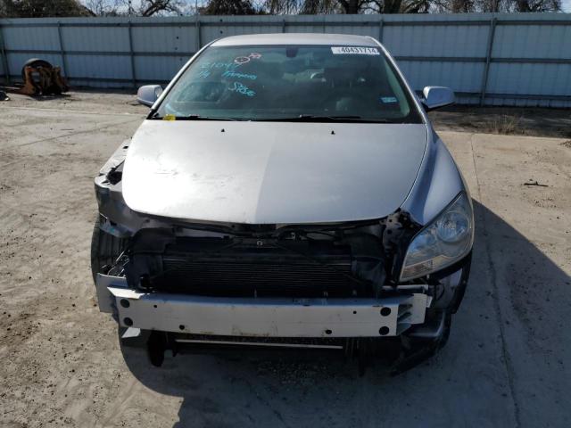 1G1ZC5EB5AF275649 - 2010 CHEVROLET MALIBU 1LT SILVER photo 5