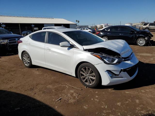 5NPDH4AE8FH631716 - 2015 HYUNDAI ELANTRA SE WHITE photo 4