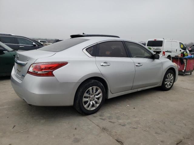 1N4AL3APXDN471466 - 2013 NISSAN ALTIMA 2.5 SILVER photo 3