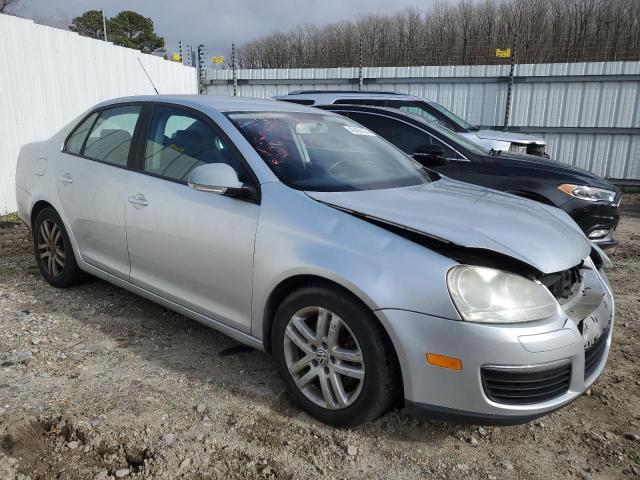 3VWJZ71K58M064382 - 2008 VOLKSWAGEN JETTA S SILVER photo 4