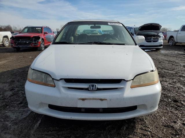 1HGCG1659YA057855 - 2000 HONDA ACCORD EX WHITE photo 5