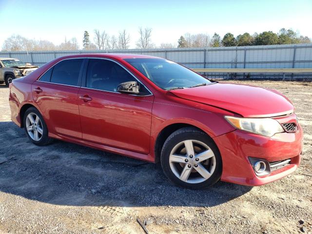 4T1BF1FK8DU673327 - 2013 TOYOTA CAMRY L RED photo 4