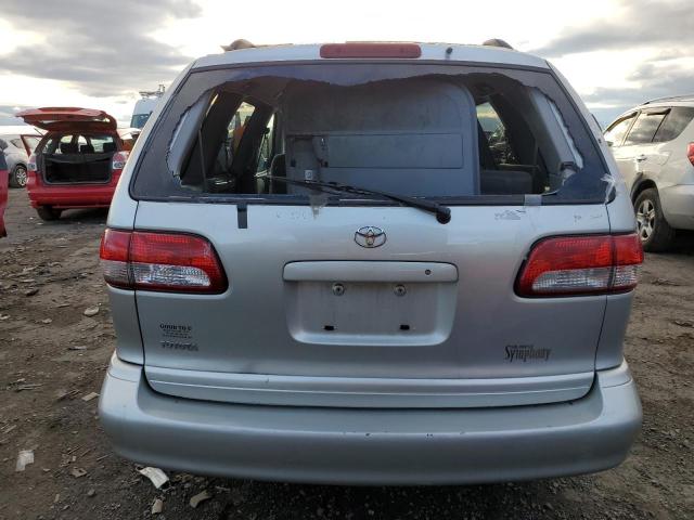 4T3ZF13C72U475869 - 2002 TOYOTA SIENNA LE SILVER photo 6