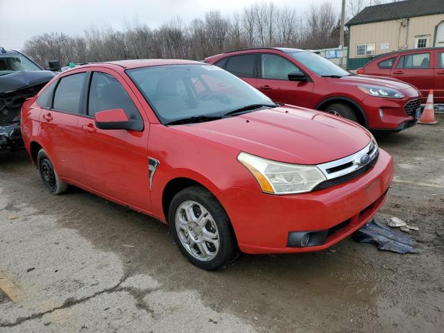 1FAHP35N98W268273 - 2008 FORD FOCUS SE RED photo 4