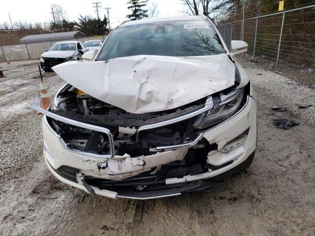 5LMCJ3D91JUL15154 - 2018 LINCOLN MKC RESERVE WHITE photo 5