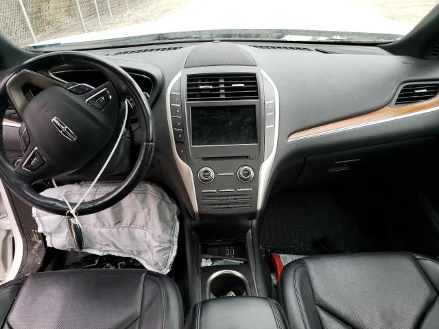 5LMCJ3D91JUL15154 - 2018 LINCOLN MKC RESERVE WHITE photo 8