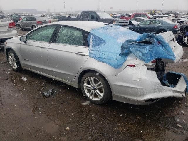 3FA6P0LU7JR128361 - 2018 FORD FUSION SE SILVER photo 2