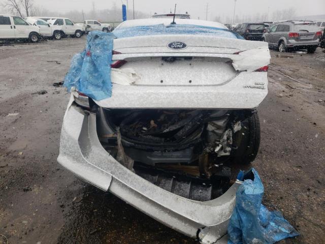 3FA6P0LU7JR128361 - 2018 FORD FUSION SE SILVER photo 6