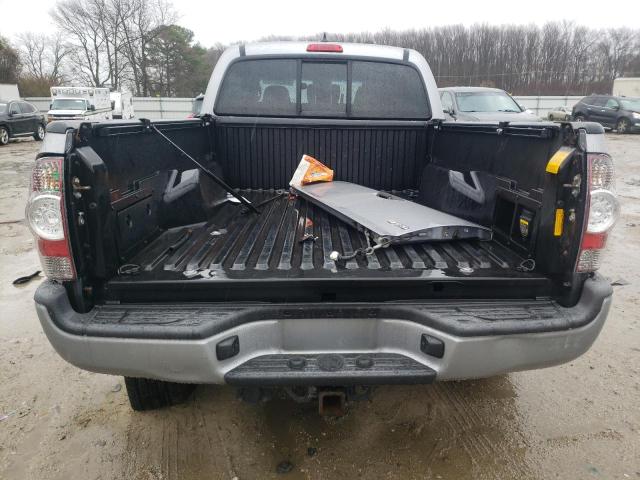 3TMMU4FNXEM065622 - 2014 TOYOTA TACOMA DOUBLE CAB LONG BED SILVER photo 6