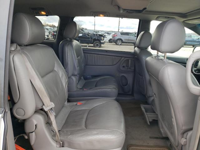 5TDBA22C54S001981 - 2004 TOYOTA SIENNA XLE SILVER photo 10