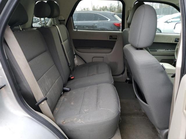 1FMCU59349KA91900 - 2009 FORD ESCAPE HYBRID SILVER photo 11