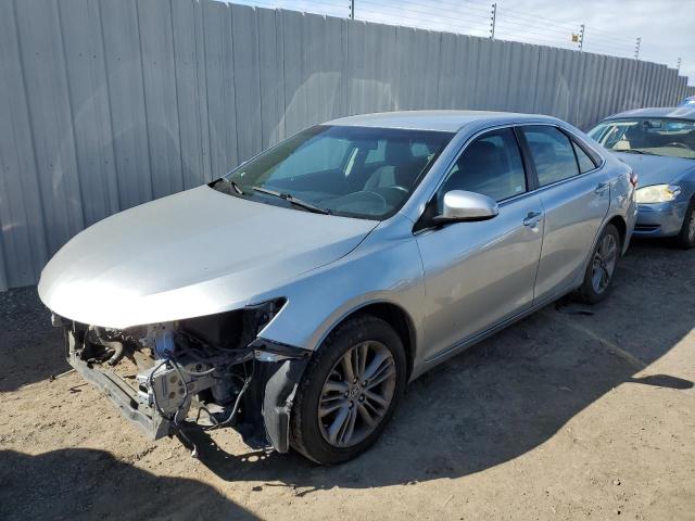 4T1BF1FK5GU552825 - 2016 TOYOTA CAMRY SE LE SILVER photo 1