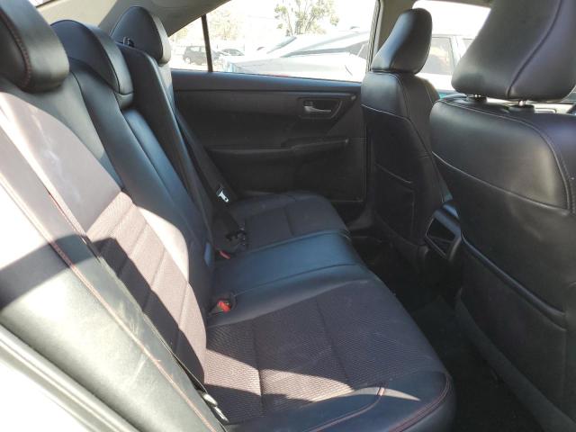 4T1BF1FK5GU552825 - 2016 TOYOTA CAMRY SE LE 银色 照片 10