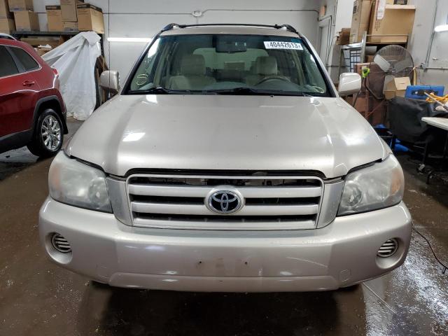 JTEDP21A240010451 - 2004 TOYOTA HIGHLANDER BASE BEIGE photo 5