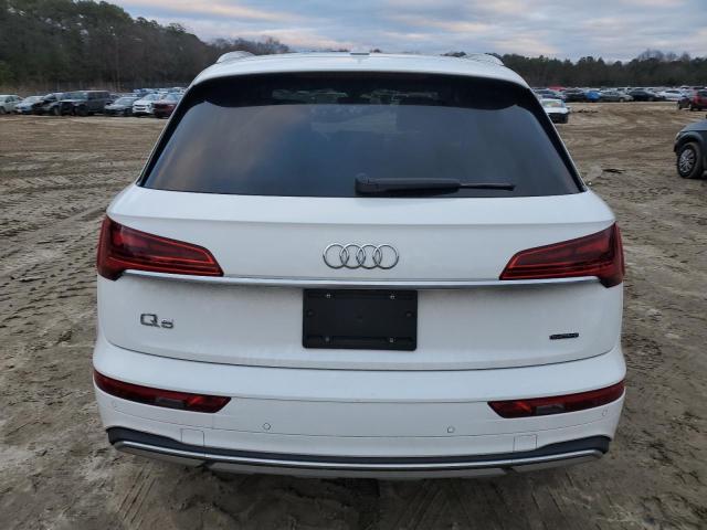 WA1AAAFYXM2137598 - 2021 AUDI Q5 PREMIUM WHITE photo 6