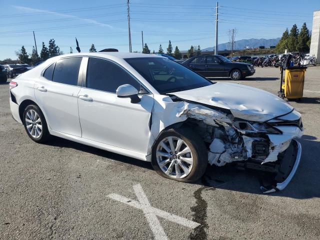 4T1B11HK1KU851281 - 2019 TOYOTA CAMRY L WHITE photo 4