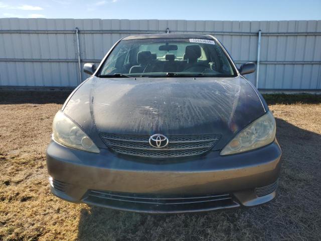 4T1BE32K65U983711 - 2005 TOYOTA CAMRY LE SILVER photo 5