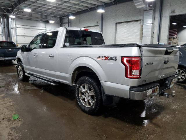 1FTFW1EF1FKD10375 - 2015 FORD F150 SUPERCREW SILVER photo 2