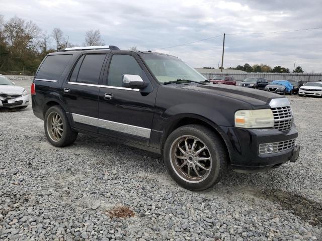 5LMFU27588LJ21728 - 2008 LINCOLN NAVIGATOR შავი ფოტო 4