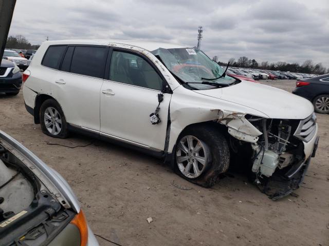 5TDZK3EH2DS128535 - 2013 TOYOTA HIGHLANDER BASE WHITE photo 4