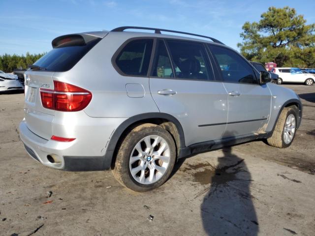 5UXZV4C52BL403498 - 2011 BMW X5 XDRIVE35I SILVER photo 3