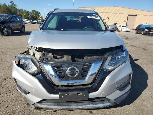 5N1AT2MV3HC889363 - 2017 NISSAN ROGUE SV SILVER photo 5