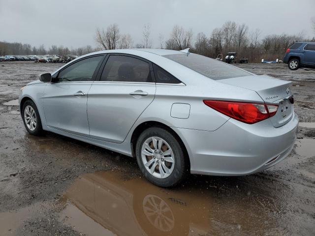 5NPEB4AC5CH375552 - 2012 HYUNDAI SONATA GLS SILVER photo 2