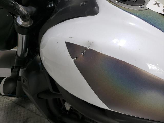 JKAENEC10MDA04019 - 2021 KAWASAKI EN650 C WHITE photo 9