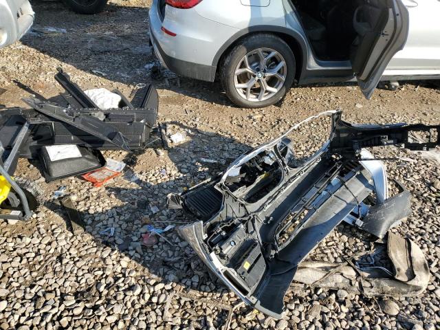 5UXTS1C09M9H89146 - 2021 BMW X3 XDRIVE30E SILVER photo 13