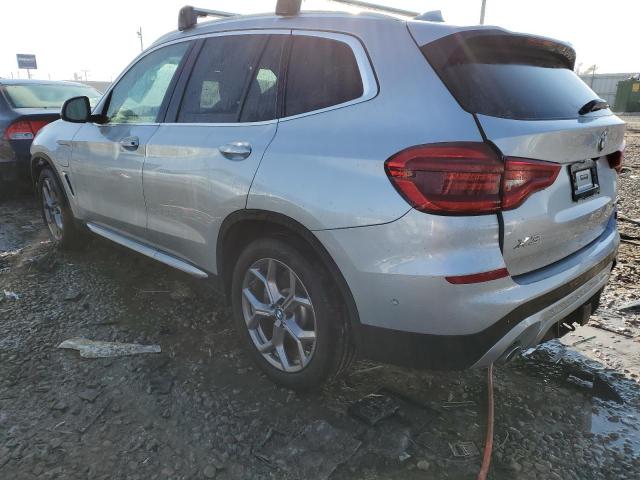 5UXTS1C09M9H89146 - 2021 BMW X3 XDRIVE30E SILVER photo 2
