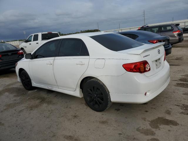 1NXBU4EE6AZ289738 - 2010 TOYOTA COROLLA BASE WHITE photo 2