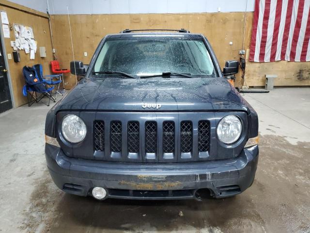 1C4NJRFB4ED617370 - 2014 JEEP PATRIOT LATITUDE GRAY photo 5