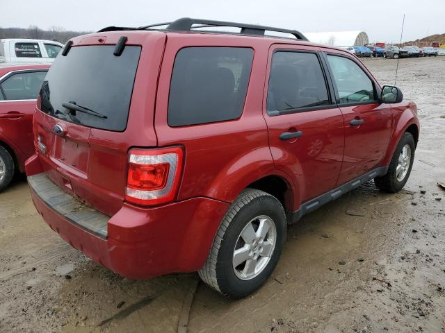 1FMCU0D70BKA66950 - 2011 FORD ESCAPE XLT RED photo 3