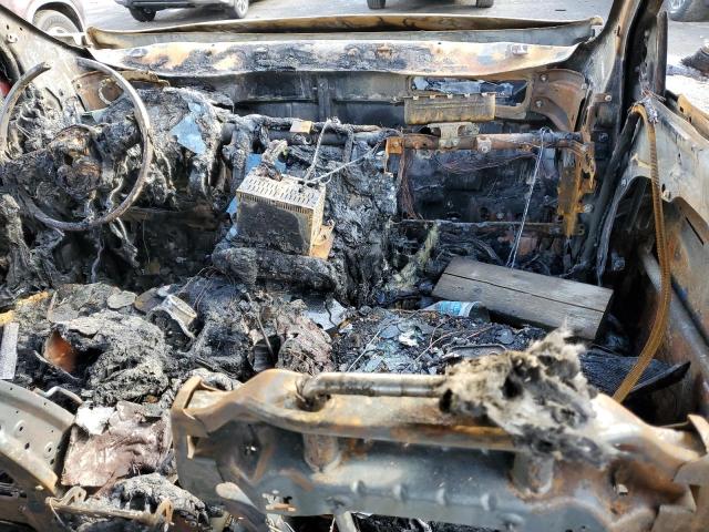 5XYPG4A30HG206256 - 2017 KIA SORENTO LX BURN photo 8