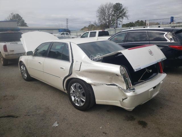 1G6KP5ES3BU141557 - 2011 CADILLAC DTS PLATINUM WHITE photo 2