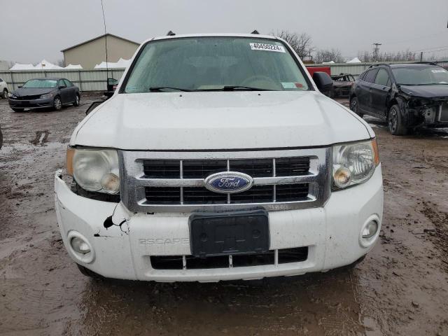 1FMCU93128KB28200 - 2008 FORD ESCAPE XLT WHITE photo 5