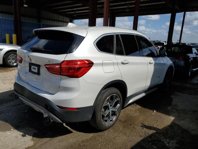 WBXHT3C30J5K24118 - 2018 BMW X1 XDRIVE28I Белый фото 3