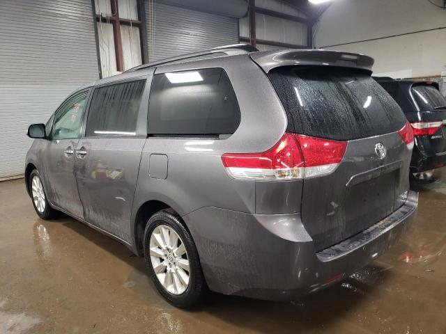 5TDDK3DC7ES089345 - 2014 TOYOTA SIENNA XLE GRAY photo 2