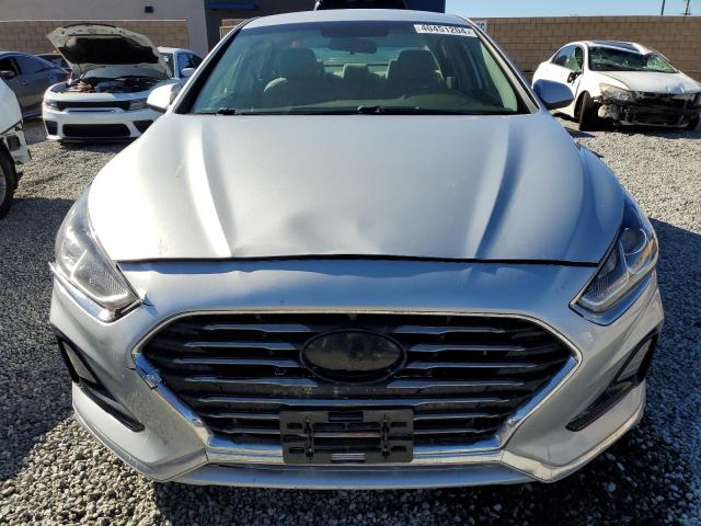 5NPE24AF5KH743270 - 2019 HYUNDAI SONATA SE SILVER photo 5