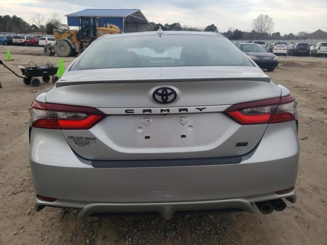 4T1G11AK6PU742547 - 2023 TOYOTA CAMRY SE NIGHT SHADE SILVER photo 6