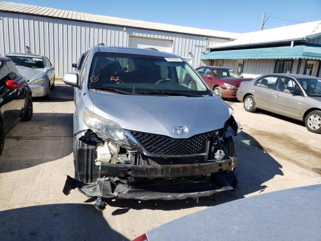 5TDXK3DC5BS049970 - 2011 TOYOTA SIENNA SPORT SILVER photo 5